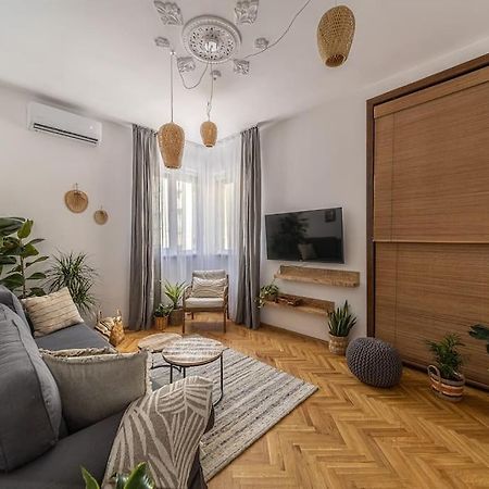 Bohohome 2 Next To The Main Street София Экстерьер фото